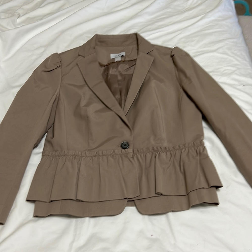 Elegant Tan Women's Jacket